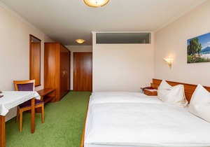 Double Room 2 - Pension ANNA, Apartments & Comfort Rooms * in Keuschen