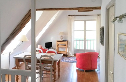 Houdetot Apartment | 2 bedroom nice apartment in Houdetot
