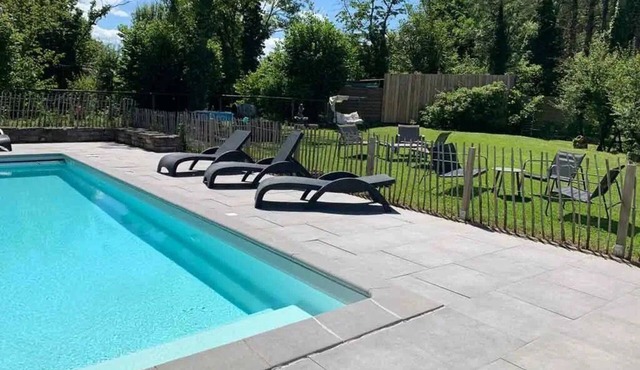 Camping 3 étoiles - Piscine - ccbgdha in Arc-et-Senans