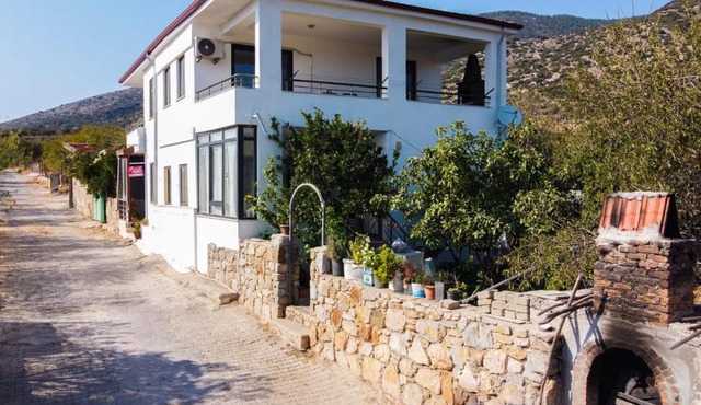 Eylül apart in Datca