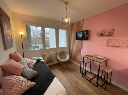Rose, Studio proche centre ville in Caen