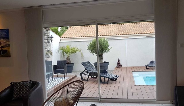 Villa with all comforts + swimming pool 6 km from the beaches of Longeville sur mer in Angles