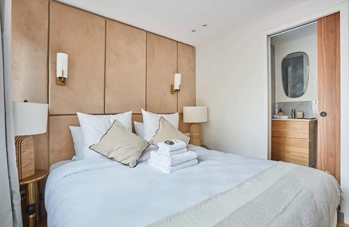Saint-Vincent-de-Paul Apartment | Apartment in the Center of Paris